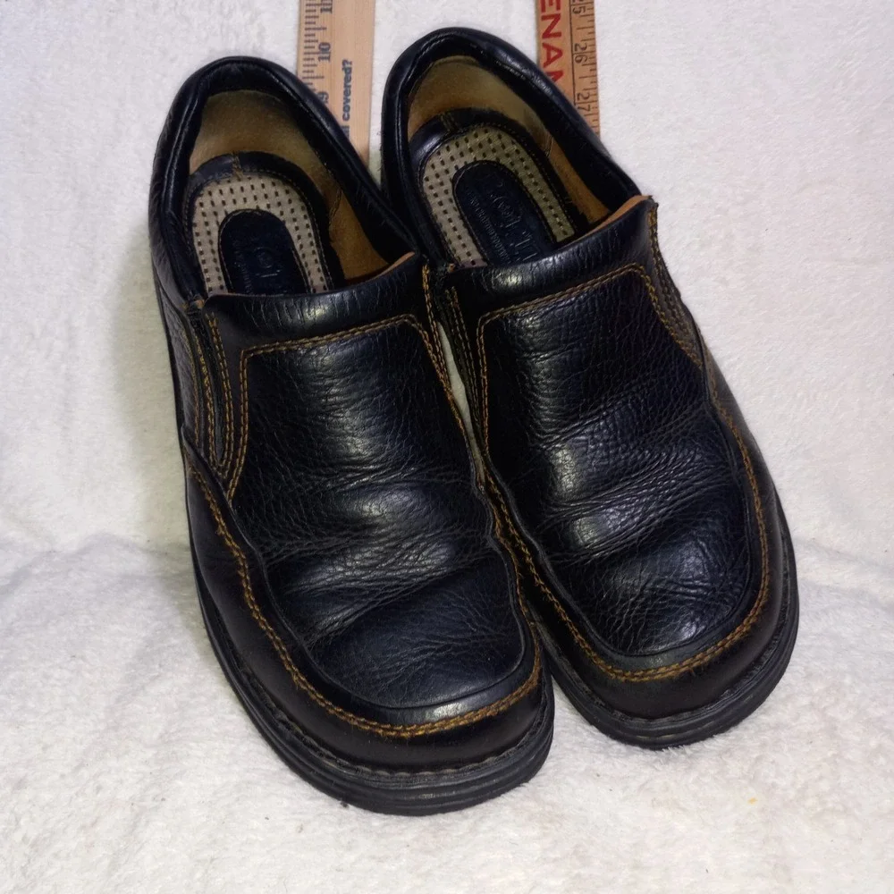 Born Shoes Mens Size 9.5 43 M/W BROWN Leather Slip On Casual Loafers M3663